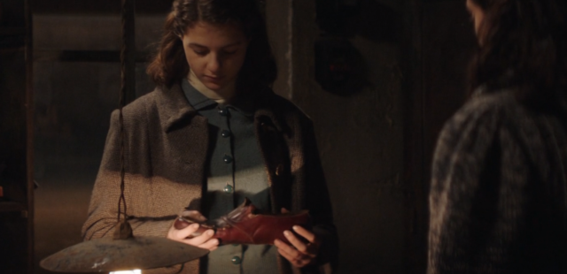 5° EPISODIO DE “L’AMICA GENIALE” CON “LE SCARPE”